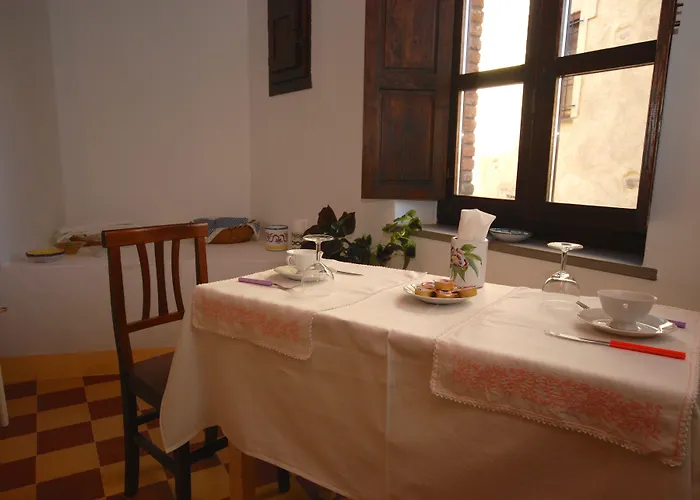 Rifugio Di Galte 住宿加早餐酒店 4*